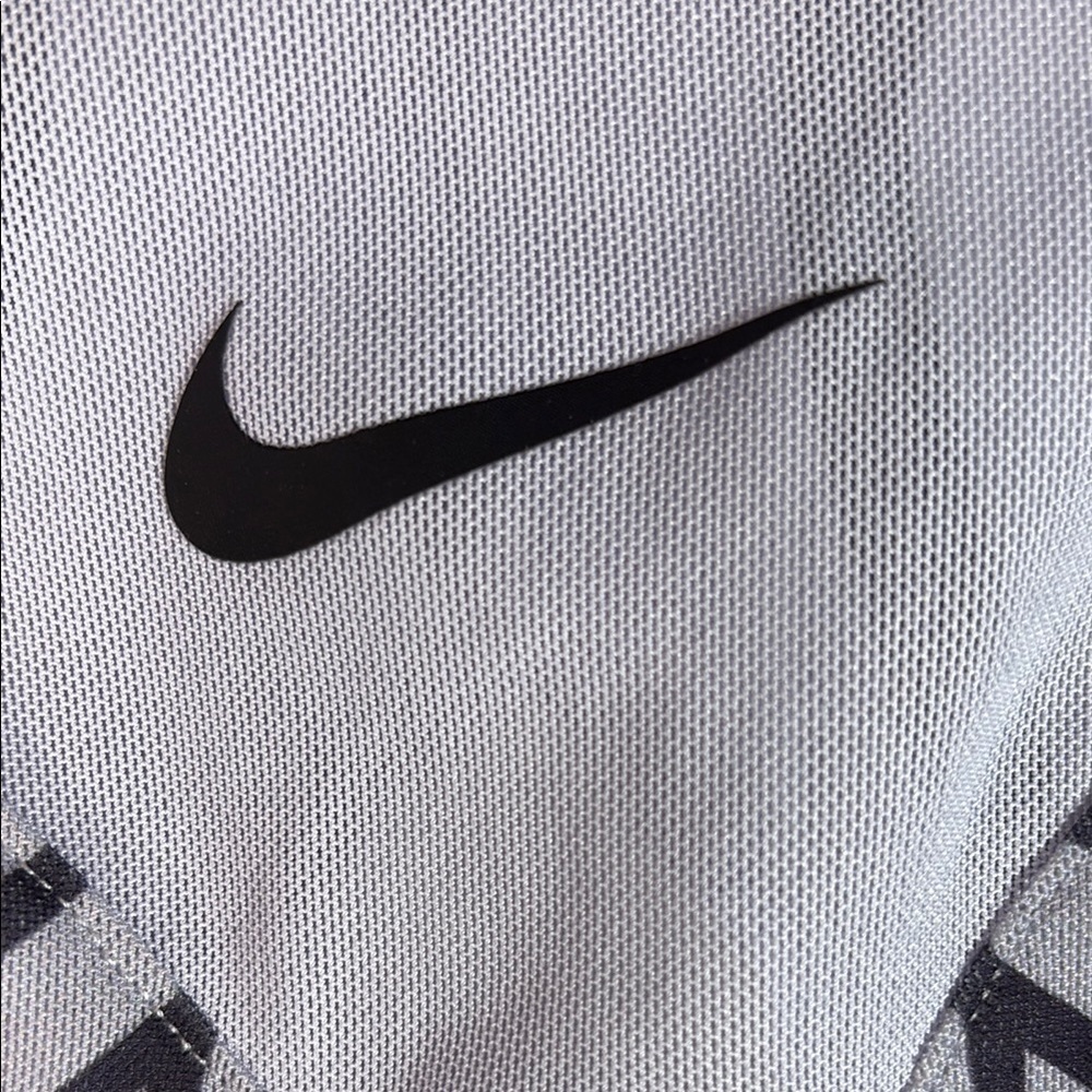 Nike Dri Fit - Picture 7 of 14